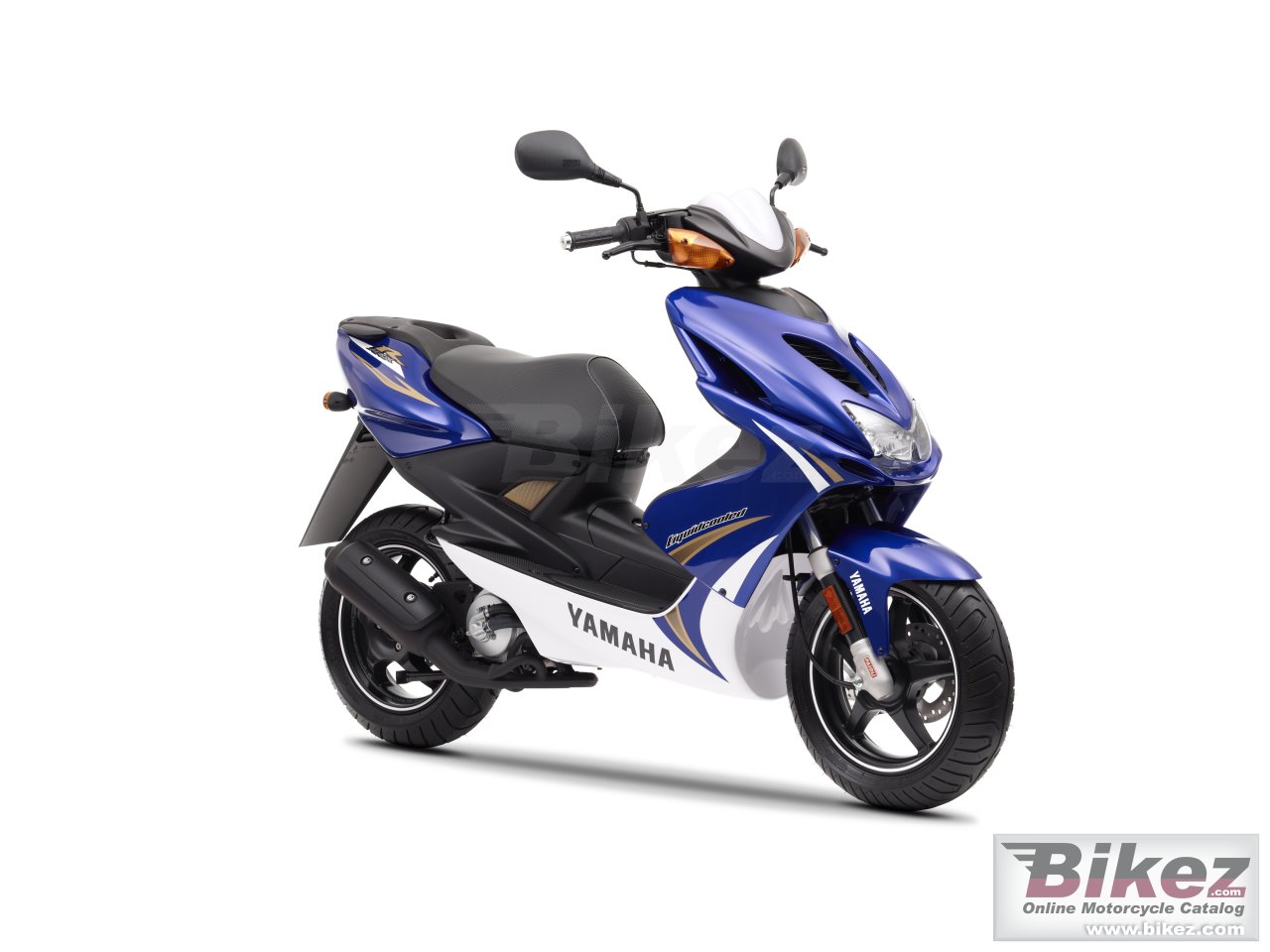 Big Yamaha aerox r picture and wallpaper from Bikez.com
